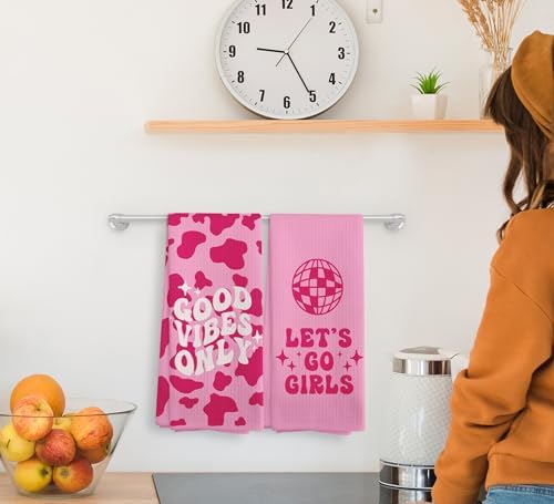 Lets Go Girls Hot Pink Bath Towel Set of 2