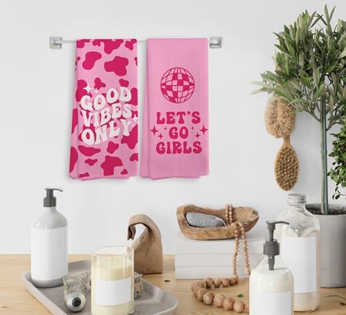 Lets Go Girls Hot Pink Bath Towel Set of 2