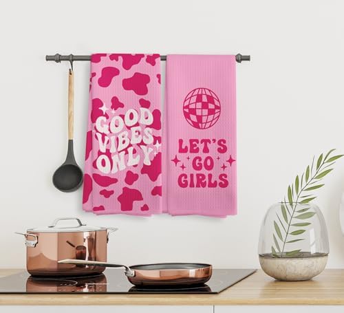 Lets Go Girls Hot Pink Bath Towel Set of 2
